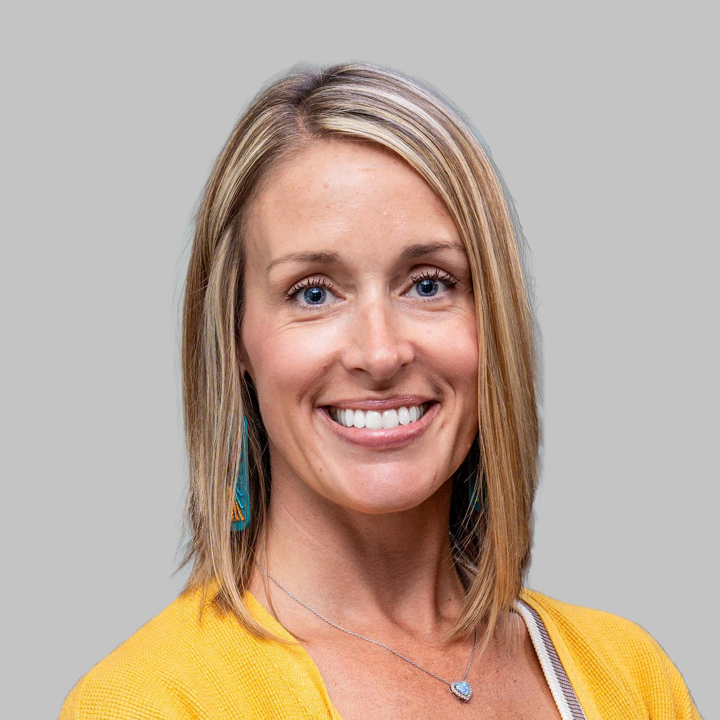 Nina Lewis